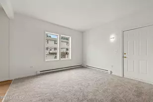 2 S New St, Greenwich, CT 06830 - Photo 20