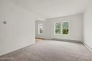 2 S New St, Greenwich, CT 06830 - Photo 4