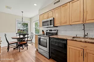 351 Pemberwick Rd, Greenwich, CT 06831 - Photo 6