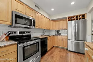 351 Pemberwick Rd, Greenwich, CT 06831 - Photo 8