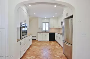 21 Byram Rd, Greenwich, CT 06830 - Photo 4
