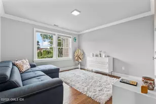 16 S Hawthorne St, Greenwich, CT 06831 - Photo 12