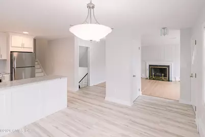 55 Cos Cob Avenue, Greenwich, CT 06807 - Photo 4