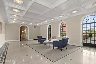 40 W Elm St, Greenwich, CT 06830 - Photo 4
