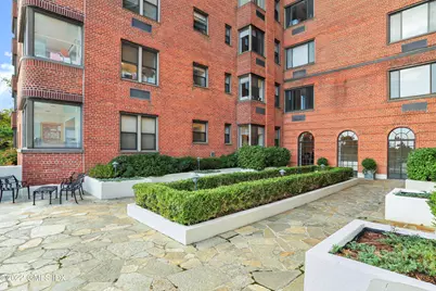 40 W Elm Street #2M, Greenwich, CT 06830 - Photo 22
