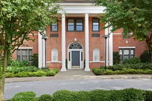 40 W Elm St, Greenwich, CT 06830 - Photo 2