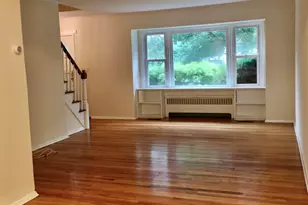 32 Mary Ln, Greenwich, CT 06878 - Photo 2