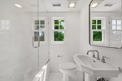 17 Center Road, Old Greenwich, CT 06870 - Photo 14