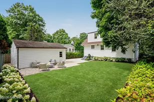 17 Center Rd, Old Greenwich, CT 06870 - Photo 1