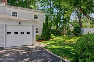15 Le Grande Ave, Greenwich, CT 06830 - Photo 16