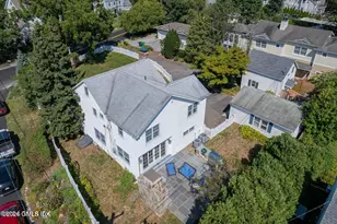 28 West End Ave, Old Greenwich, CT 06870 - Photo 4
