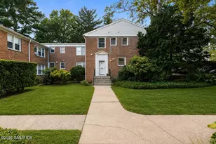 145 Putnam Park, Greenwich, CT 06830 - Photo 1