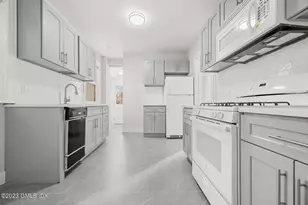 12 Grigg St, Greenwich, CT 06830 - Photo 4