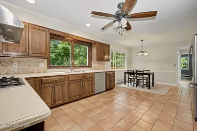 9 Fox Hollow Lane, Greenwich, CT 06807 - Photo 8