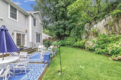 154 Valley Road, Greenwich, CT 06807 - Photo 52