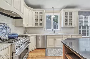 154 Valley Rd, Greenwich, CT 06807 - Photo 16