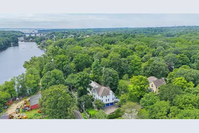 154 Valley Road, Greenwich, CT 06807 - Photo 54