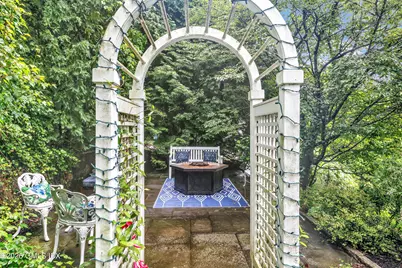 154 Valley Road, Greenwich, CT 06807 - Photo 50
