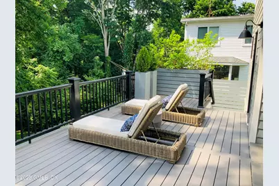 34 Wescott Street, Greenwich, CT 06878 - Photo 28
