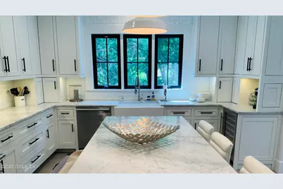 34 Wescott Street, Greenwich, CT 06878 - Photo 4