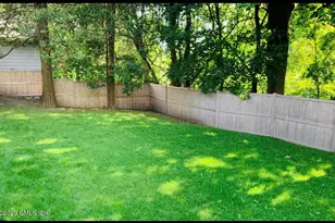 34 Wescott St, Greenwich, CT 06878 - Photo 34