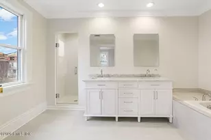 32 Highview Ave, Old Greenwich, CT 06870 - Photo 12