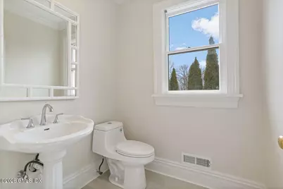32 Highview Avenue, Old Greenwich, CT 06870 - Photo 22
