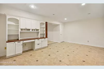 8 Greenwich Hills Drive #8, Greenwich, CT 06831 - Photo 18