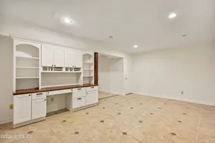 8 Greenwich Hills Dr, Greenwich, CT 06831 - Photo 18