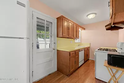 17 Cary Road, Greenwich, CT 06878 - Photo 8