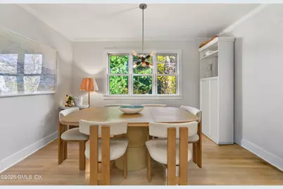 6 Meadowbank Road, Old Greenwich, CT 06870 - Photo 10