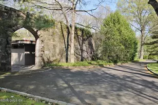 69 Studio Rd, Stamford, CT 06903 - Photo 2