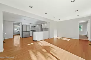 11A Mead Ave, Greenwich, CT 06807 - Photo 2