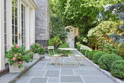 96 E Elm Street #1, Greenwich, CT 06830 - Photo 30