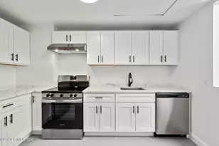 122 E Putnam Ave, Greenwich, CT 06830 - Photo 4