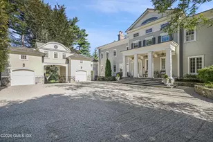 7 Calhoun Dr, Greenwich, CT 06831 - Photo 2