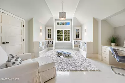 164 Round Hill Road, Greenwich, CT 06831 - Photo 32