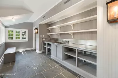 164 Round Hill Road, Greenwich, CT 06831 - Photo 20