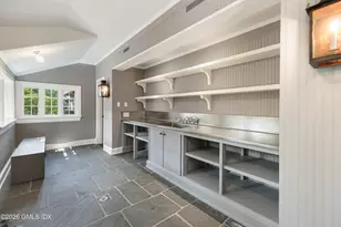 164 Round Hill Rd, Greenwich, CT 06831 - Photo 20