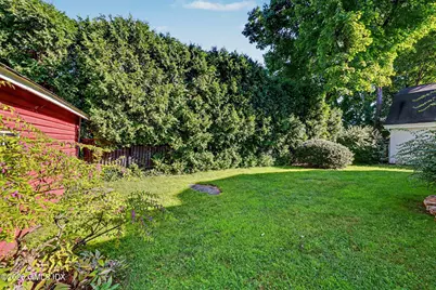 15 Shorelands Place, Old Greenwich, CT 06870 - Photo 44