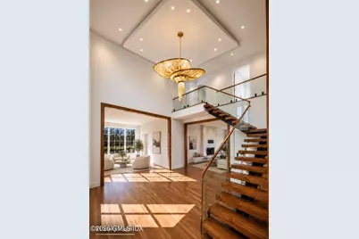2 Element Lane, Greenwich, CT 06831 - Photo 2