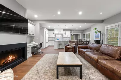 340 Valley Road #UNIT 2, Greenwich, CT 06807 - Photo 8