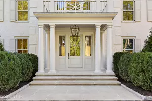 8 Old Round Hill Ln, Greenwich, CT 06831 - Photo 2