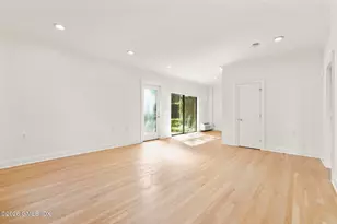 161 Mason St, Greenwich, CT 06830 - Photo 4