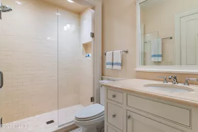 380 North Street, Greenwich, CT 06830 - Photo 32