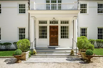 12 Hedgerow Lane, Greenwich, CT 06831 - Photo 2
