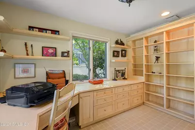 64 Caroline Place, Greenwich, CT 06831 - Photo 14