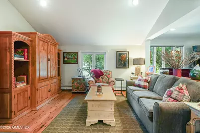 64 Caroline Place, Greenwich, CT 06831 - Photo 8