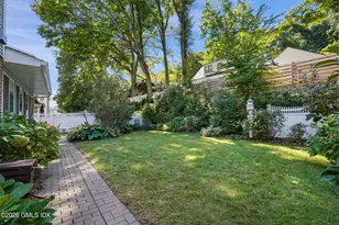 64 Caroline Pl, Greenwich, CT 06831 - Photo 30
