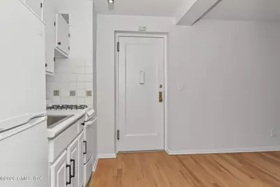 52 Lafayette Place #2I, Greenwich, CT 06830 - Photo 12